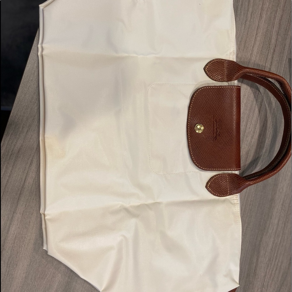 White LongChamp medium size bag